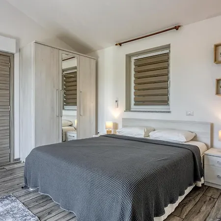 Villa Kontesici 14 Zelena Laguna